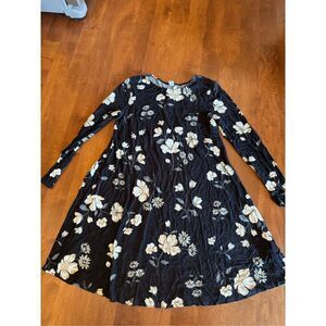 Women’s Old Navy, long sleeve floral dress